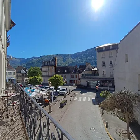 Luchon Holidays, Parking, Wifi, Balcon, Cave, T3 8 Personnes