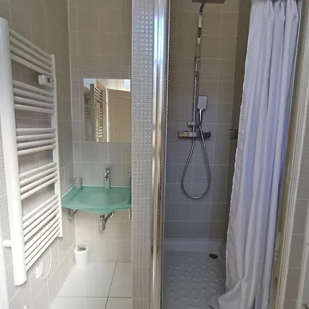 Luchon Holidays, Parking, Wifi, Balcon, Cave, T3 8 Personnes 아파트 Bagnères-de-Luchon