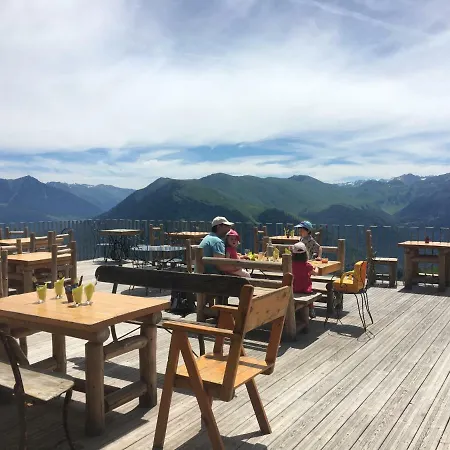 アパート Luchon Holidays, Parking, Wifi, Balcon, Cave, T3 8 Personnes Bagnères-de-Luchon