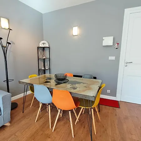 Luchon Holidays, Parking, Wifi, Balcon, Cave, T3 8 Personnes Bagnères-de-Luchon