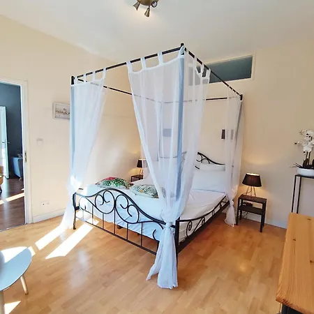 Luchon Holidays, Parking, Wifi, Balcon, Cave, T3 8 Personnes Apartman Bagnères-de-Luchon