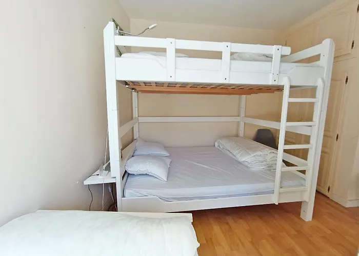 Luchon Holidays, Parking, Wifi, Balcon, Cave, T3 8 Personnes * Bagnères-de-Luchon